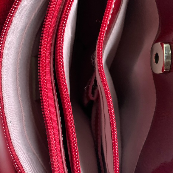 🔺Liz Claiborne Red Leather Shoulder Bag🔺 - Picture 16 of 16